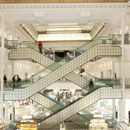 LE STAND BIOEFFECT AU BON MARCHÉ À PARIS.